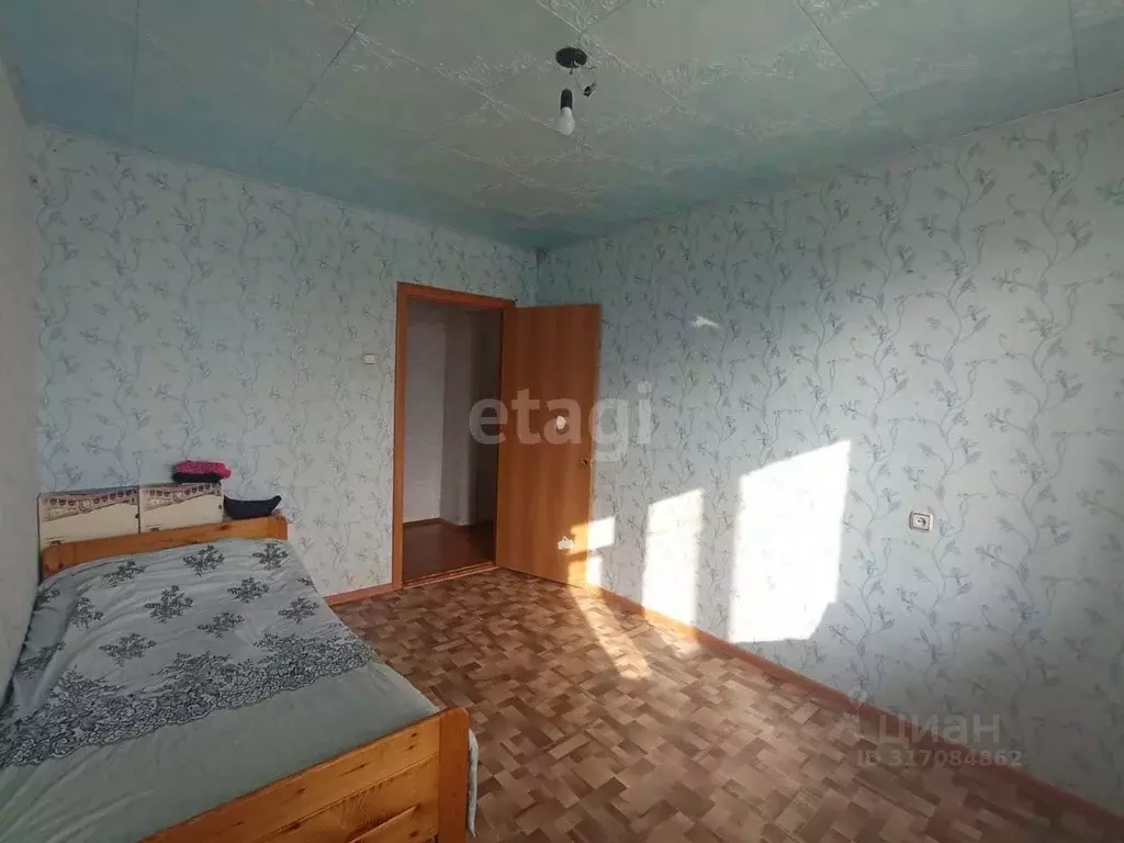 4-к кв. Свердловская область, Каменск-Уральский Каменская ул., 81А ... - Фото 0