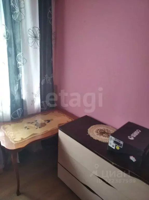 Комната Ямало-Ненецкий АО, Новый Уренгой Юбилейный мкр, 4/2 (8.0 м) - Фото 2