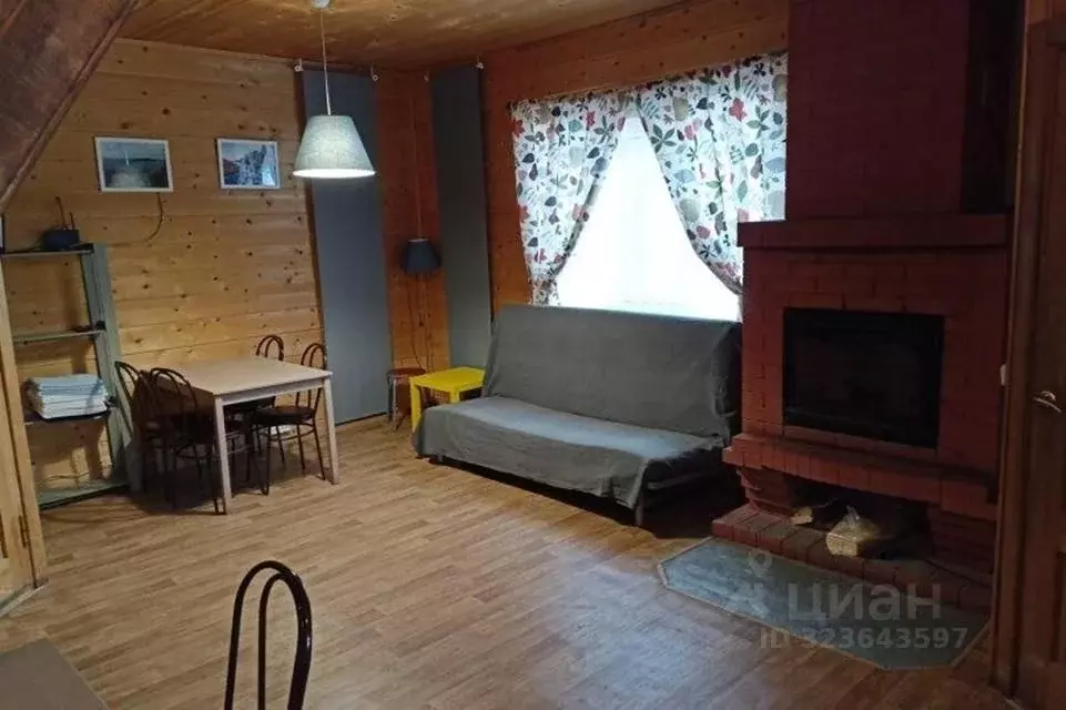 Дом в Ленинградская область, Приозерск А-121 Сортавала, 121-й км (110 ... - Фото 1