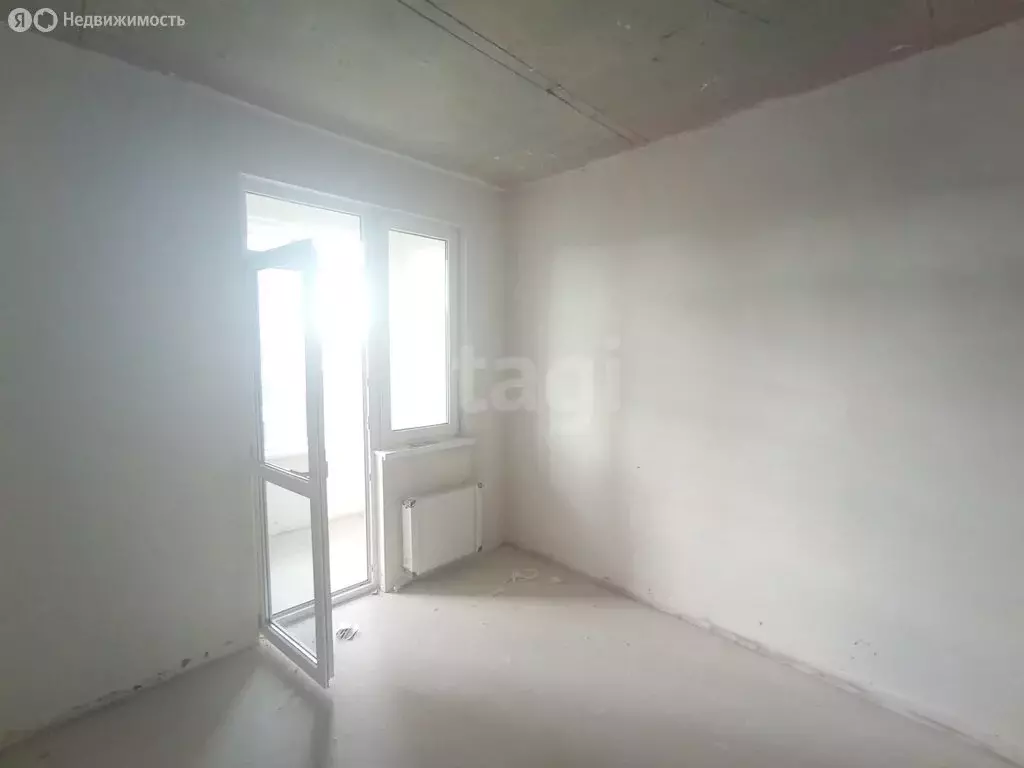 1-комнатная квартира: Мирное, улица Крымской Весны, 13к1 (35.7 м) - Фото 1