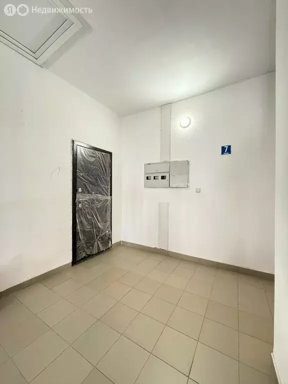 4-комнатная квартира: Нальчик, улица Тарчокова, 29 (150 м) - Фото 2