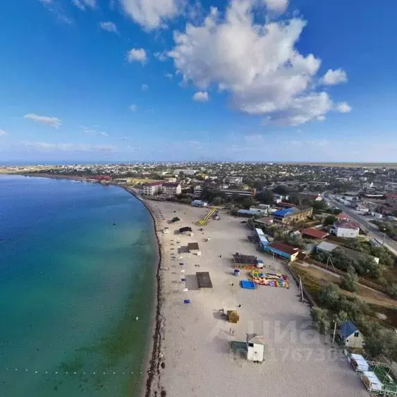 Участок в Крым, Черноморский район, с. Межводное ул. Керченская (10.0 ... - Фото 1
