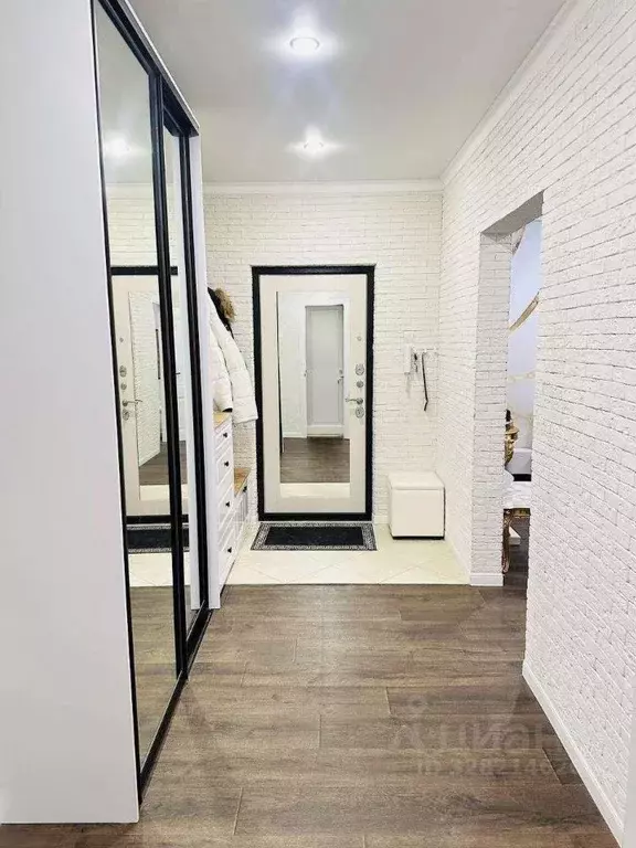 3-к кв. Самарская область, Тольятти Приморский бул., 61 (62.5 м) - Фото 1