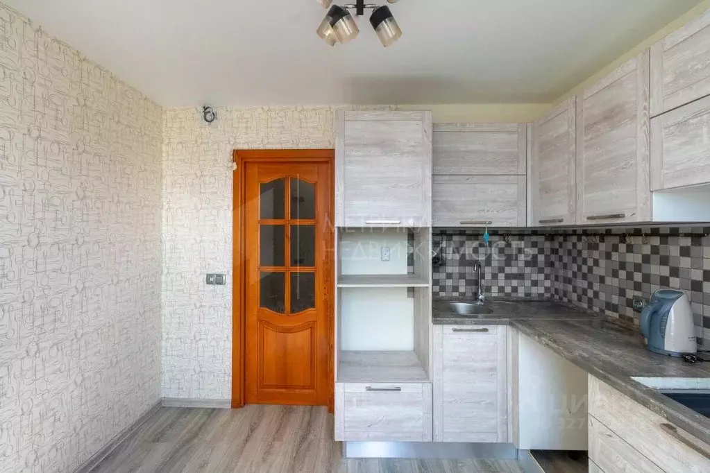 2-к кв. Тюменская область, Тюмень ул. Газовиков, 29 (50.6 м) - Фото 1