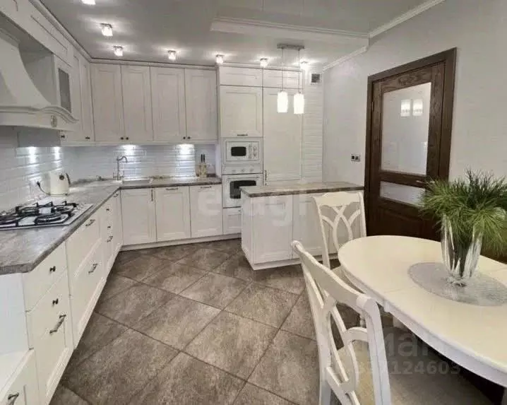 3-к кв. Севастополь ул. Репина, 1Б/2 (94.6 м) - Фото 1