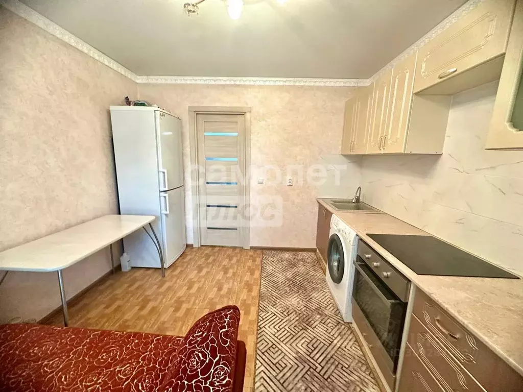 1-к кв. Брянская область, Брянск ул. Клары Цеткин, 10Б (40.2 м) - Фото 1