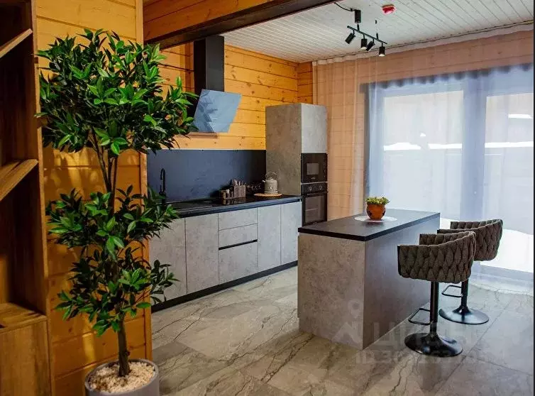 Дом в Москва д. Десна, 11 (180 м) - Фото 2