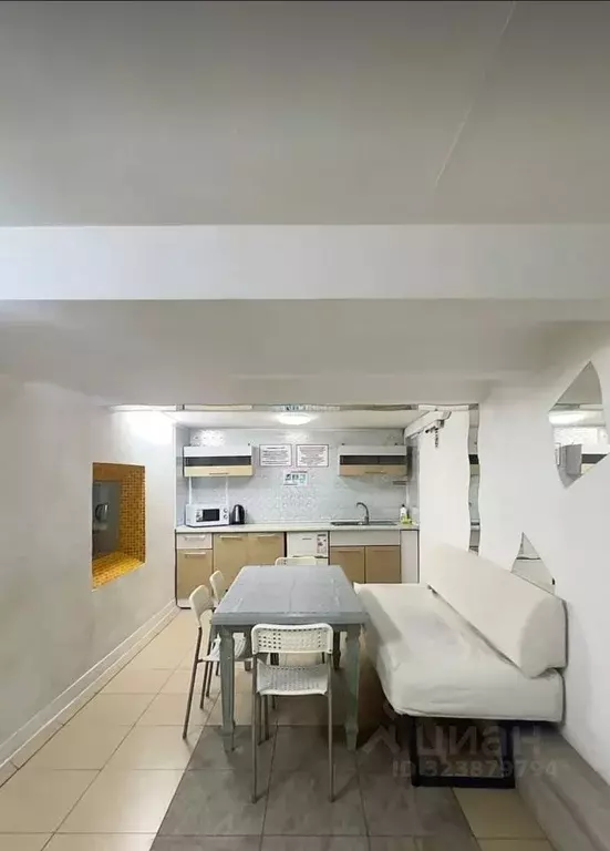 Дом в Новосибирская область, Новосибирск Журинский спуск (350 м) - Фото 1