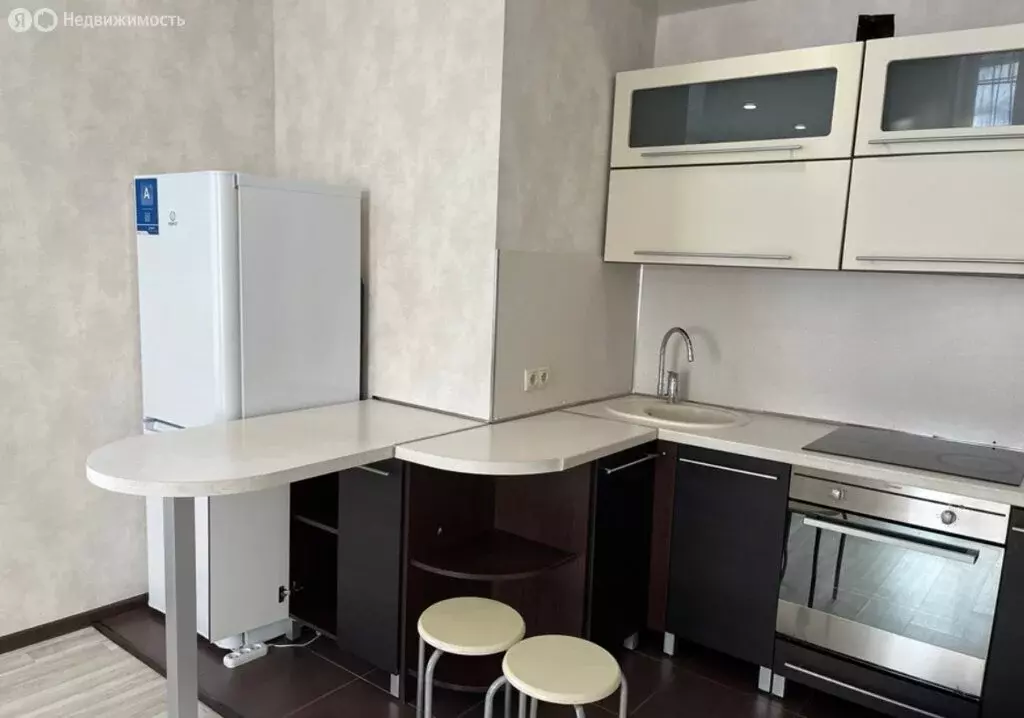 Квартира-студия: Омск, Пригородная улица, 23к3 (33.2 м) - Фото 1
