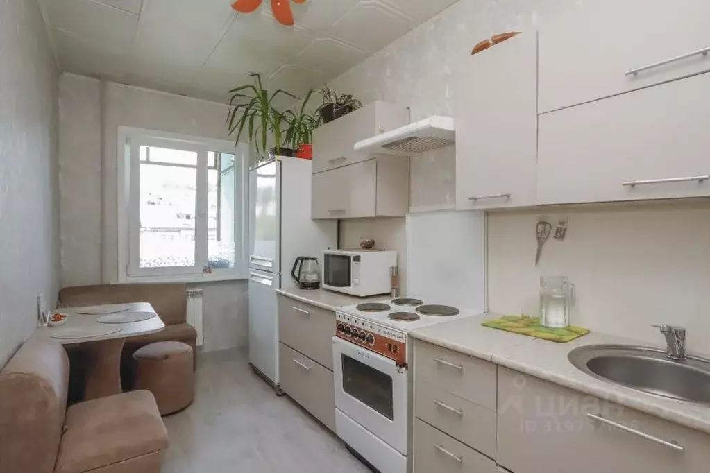 2-к кв. Иркутская область, Иркутск Зеленый мкр, 31 (56.0 м) - Фото 0
