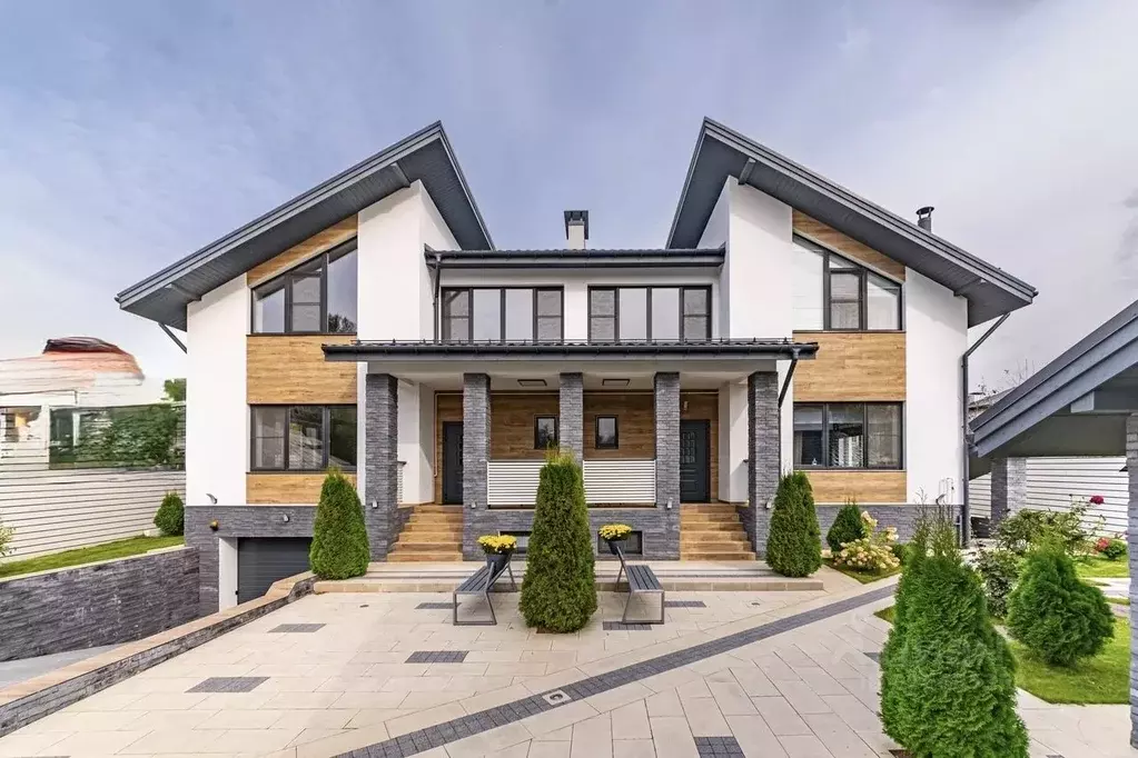 Дом в Московская область, Красногорск городской округ, с. ... - Фото 1