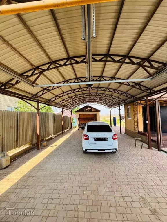 Дом в Астраханская область, Наримановский район, пос. Трусово ул. ... - Фото 2