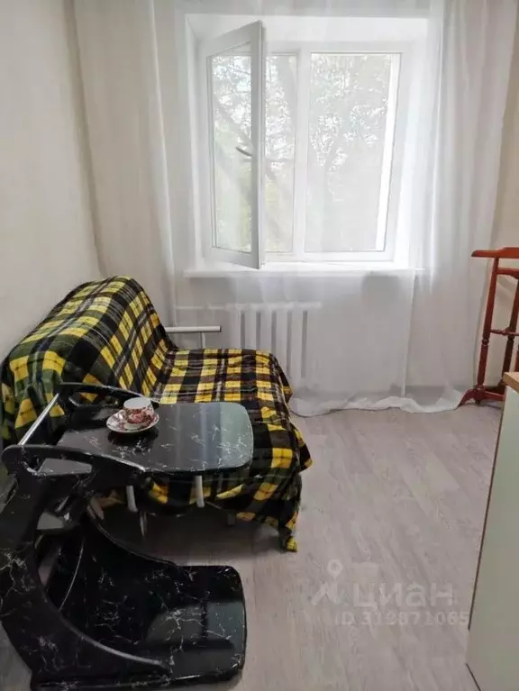 Комната Кировская область, Киров Октябрьский просп., 30 (11.0 м) - Фото 0