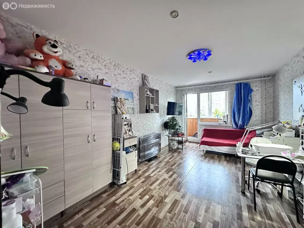 3-комнатная квартира: Санкт-Петербург, Богатырский проспект, 52к1 ... - Фото 1