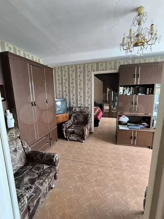 2-к. квартира, 42 м, 5/9 эт. - Фото 0