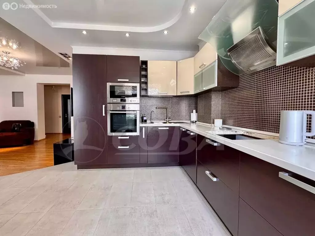 3-комнатная квартира: Тюмень, Широтная улица, 104к6 (121 м) - Фото 2