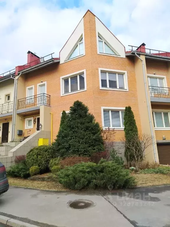 Таунхаус в Санкт-Петербург Шувалово тер., ул. Береговая, 18к2 (318 м) - Фото 1