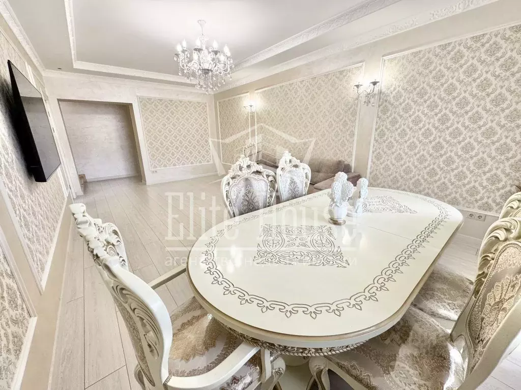 3-к кв. Калужская область, Малоярославец ул. Парижской Коммуны, 10 ... - Фото 2