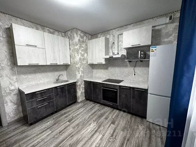 1-к кв. Белгородская область, Старый Оскол ул. Свердлова, 6 (40.0 м) - Фото 0