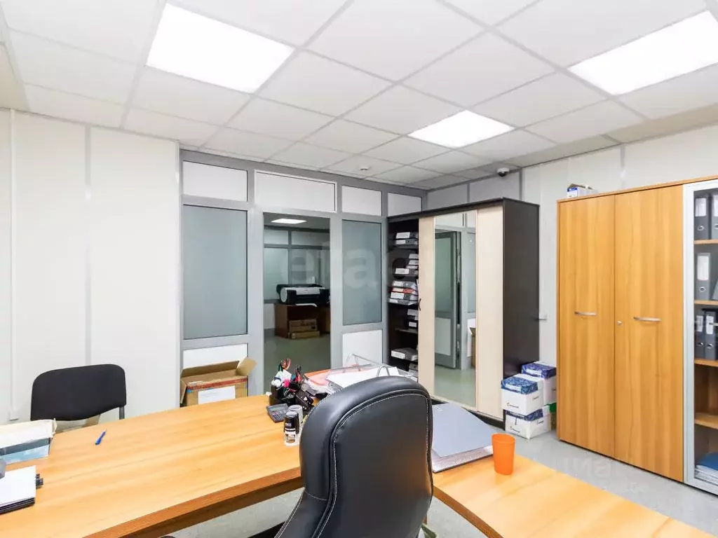 Офис в Тюменская область, Тюмень Черниговская ул., 5к2 (179 м) - Фото 1