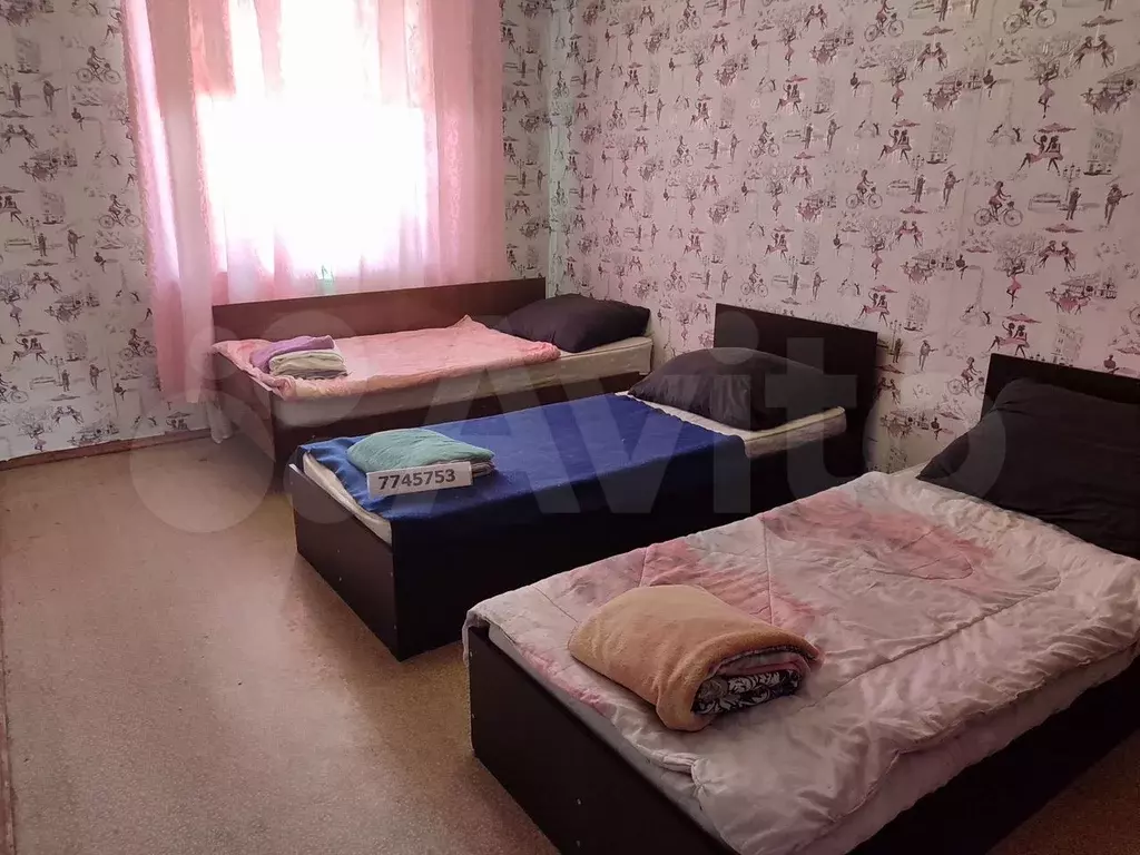 1-к. квартира, 32 м, 4/5 эт. - Фото 0