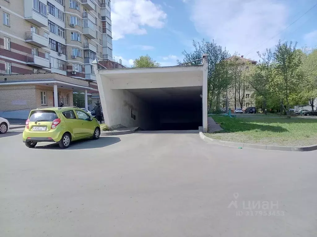 Гараж в Москва ул. Бориса Жигуленкова, 27 (15 м) - Фото 0