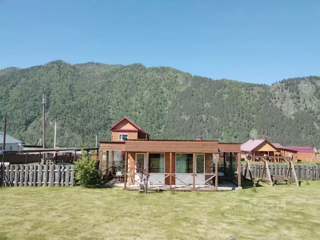 Дом в Алтай, Чемальский район, с. Чемал Радужная ул., 20 (24 м) - Фото 1