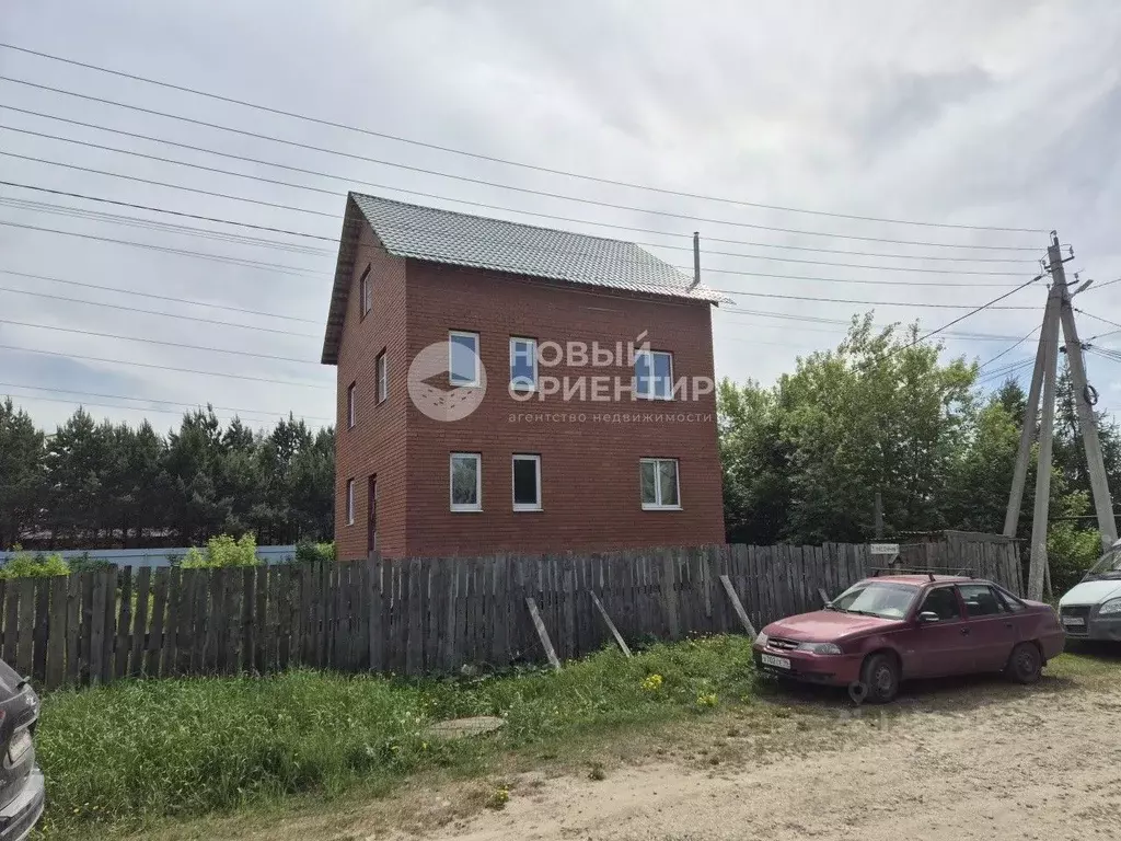 Дом в Свердловская область, Березовский Песочная ул., 9 (180 м) - Фото 1