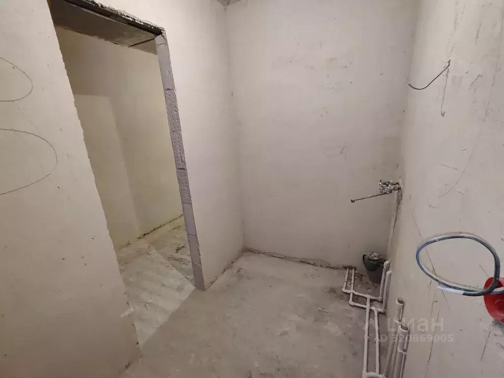 1-к кв. Саратовская область, Саратов ул. Имени Николая Чихарева, 10 ... - Фото 2