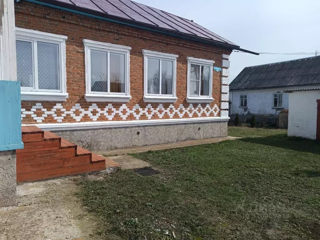 Дом в Тамбовская область, Мичуринский муниципальный округ, с. Стаево ... - Фото 1
