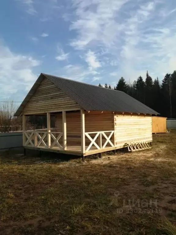 Дом в Пермский край, Добрянский муниципальный округ, д. Ключи ул. ... - Фото 1