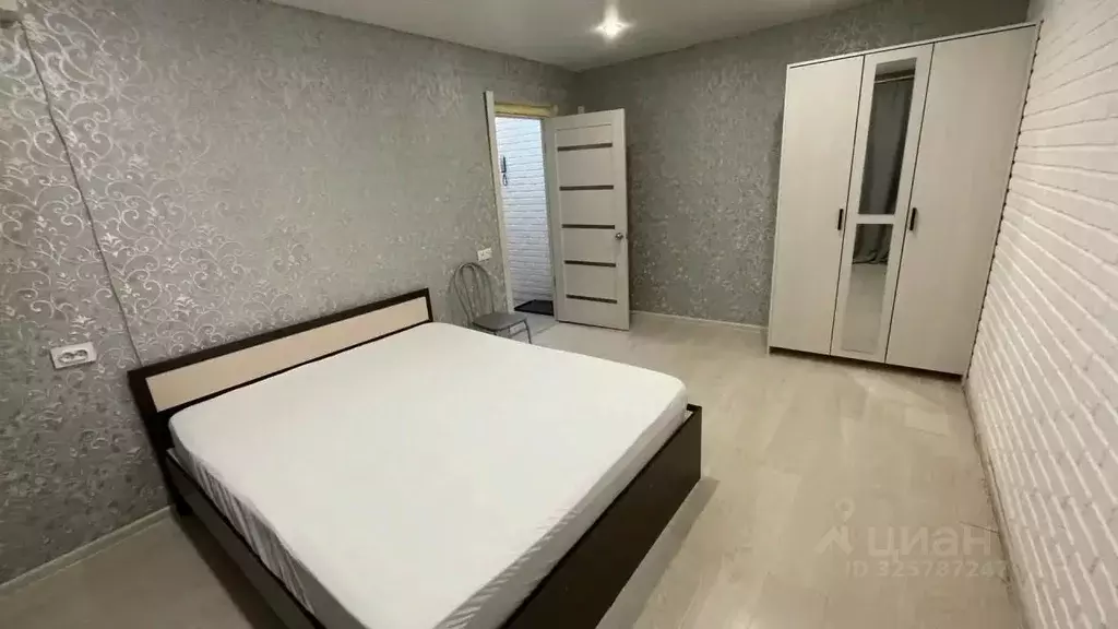 1-к кв. Саратовская область, Энгельс просп. Строителей, 13 (30.0 м) - Фото 2