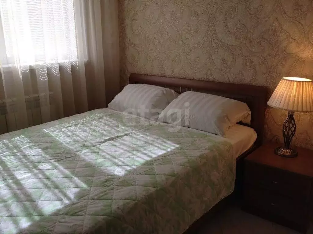 2-комнатная квартира: Ялта, улица Кирова, 41А (55 м) - Фото 1