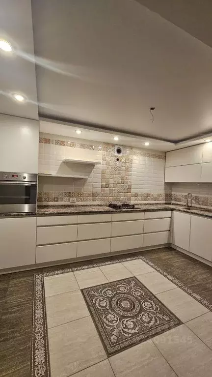 3-к кв. Брянская область, Брянск ул. Красных Партизан, 9/1 (90.0 м) - Фото 1