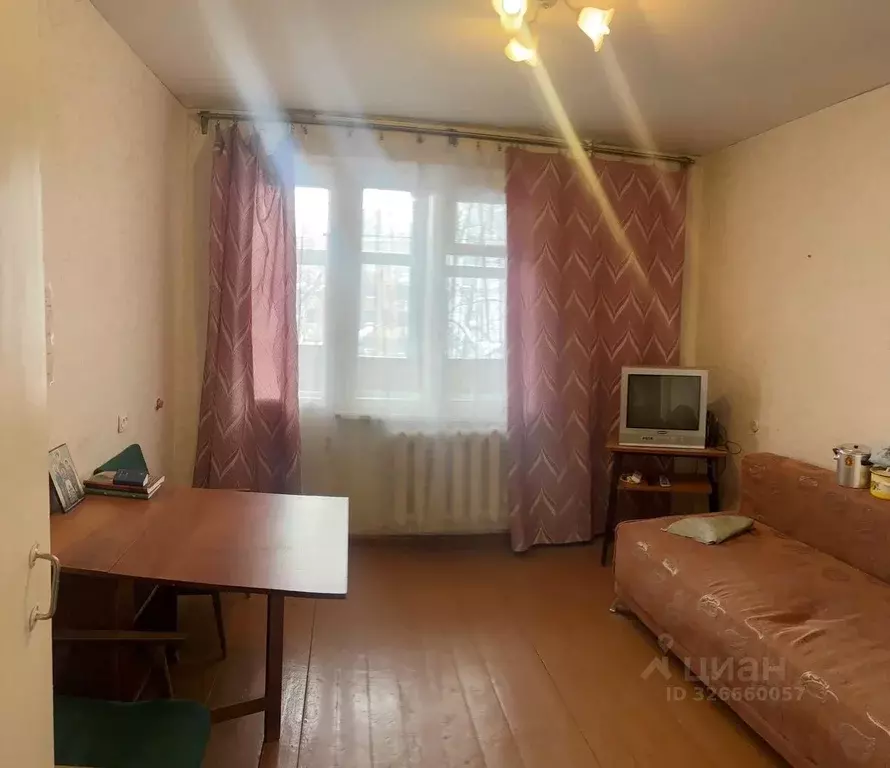 1-к кв. Вологодская область, Череповец просп. Победы, 64 (28.0 м) - Фото 2