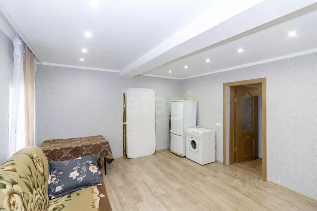 Дом в Тюменская область, Тюмень Магнитогорская ул. (42 м) - Фото 0