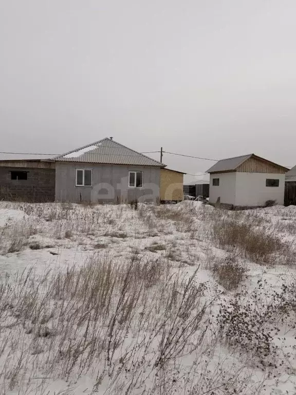 Дом в Бурятия, Иволгинский район, Иволгинское с/пос, с. Иволгинск  (72 ... - Фото 2