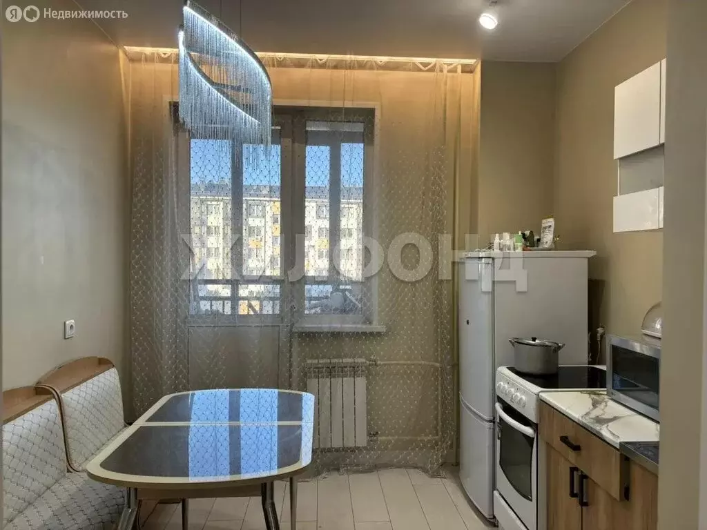 3-комнатная квартира: Кызыл, улица Олега Саган-оола, 4/7 (65 м) - Фото 1