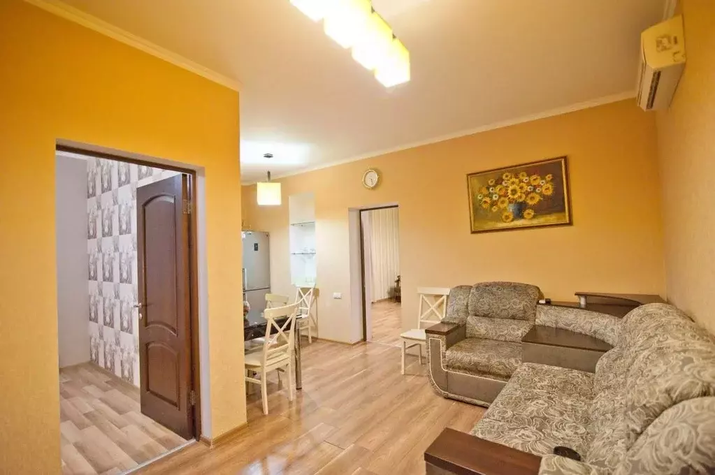 3-к кв. Крым, Ялта ул. Чехова, 13 (68.0 м) - Фото 1
