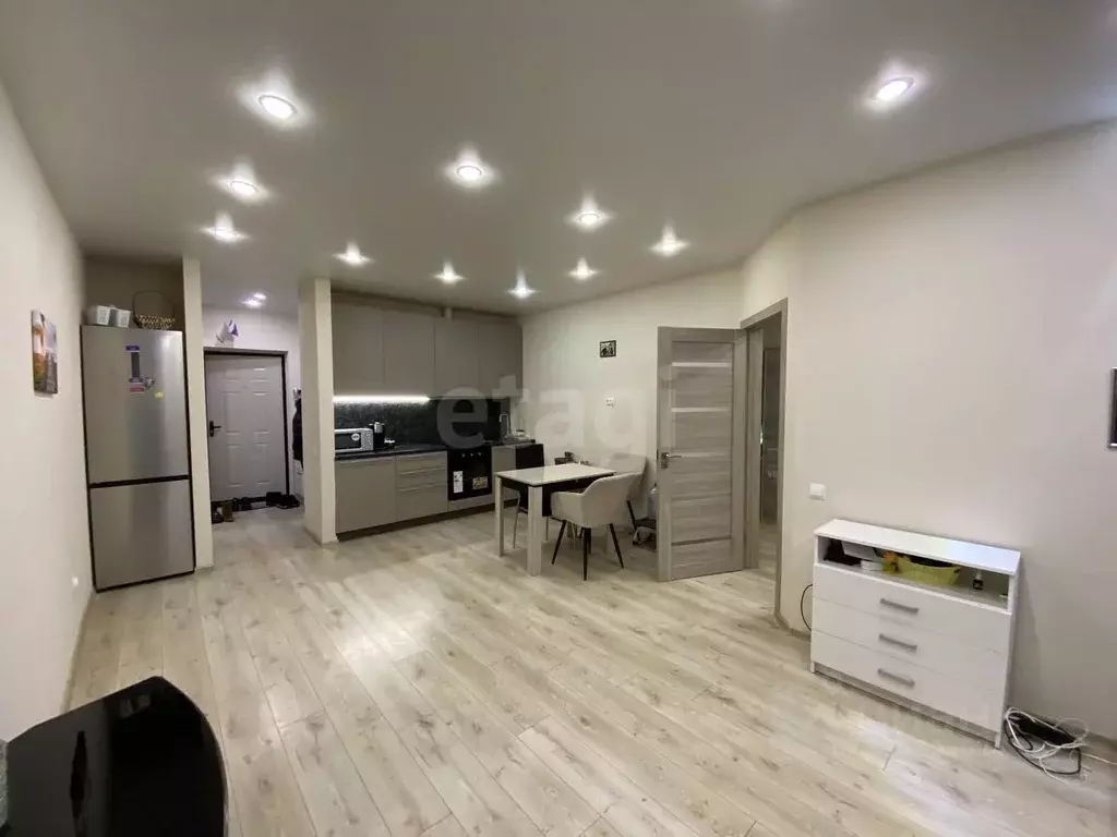 1-к кв. Белгородская область, Белгород ул. Есенина, 9к2 (52.1 м) - Фото 1