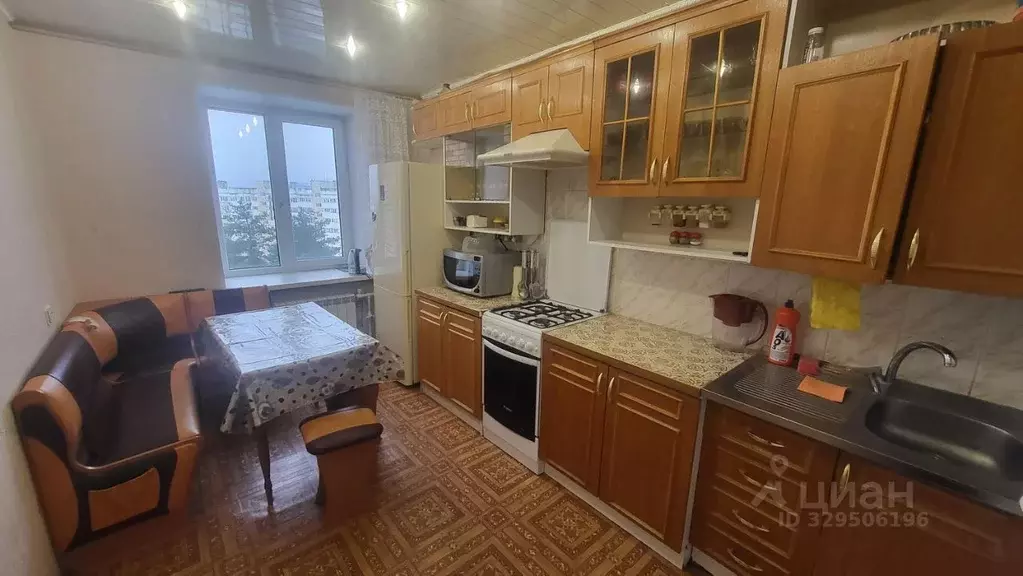 3-к кв. Ленинградская область, Кингисепп ул. Воровского, 31в (61.8 м) - Фото 1