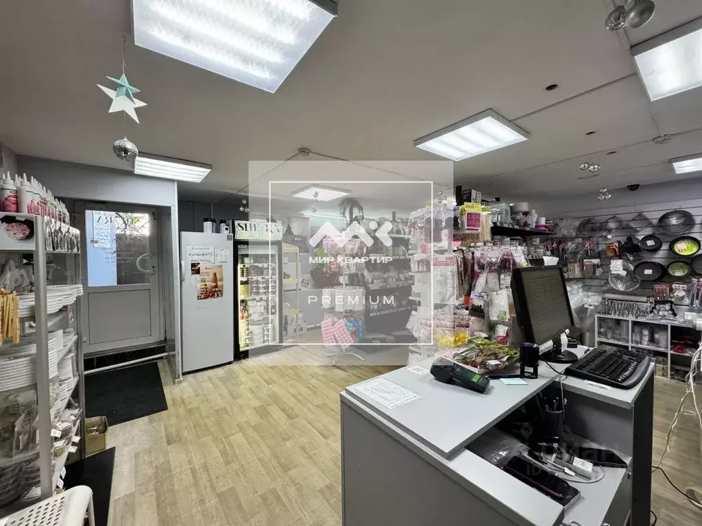 Торговая площадь в Санкт-Петербург ул. Маяковского, 22-24 (75 м) - Фото 1