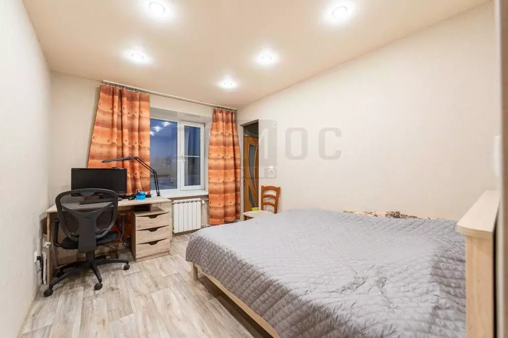 3-к кв. Свердловская область, Екатеринбург ул. Челюскинцев, 25 (56.7 ... - Фото 2