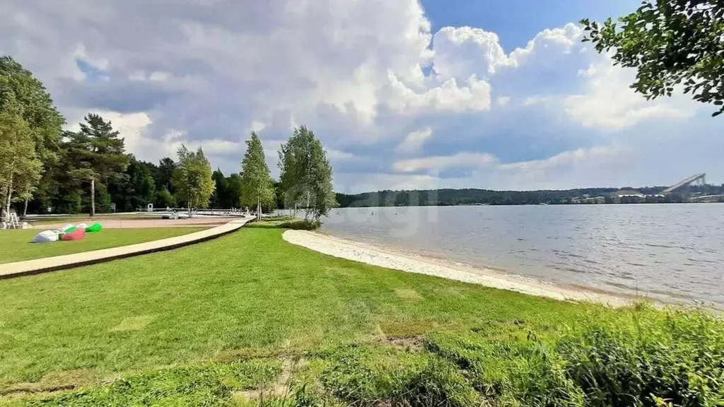 Участок в Ленинградская область, Всеволожский район, Лесколовское ... - Фото 0