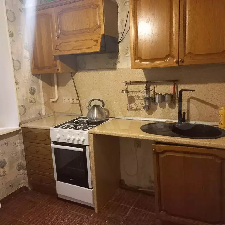3-к. квартира, 56 м, 1/5 эт. - Фото 0