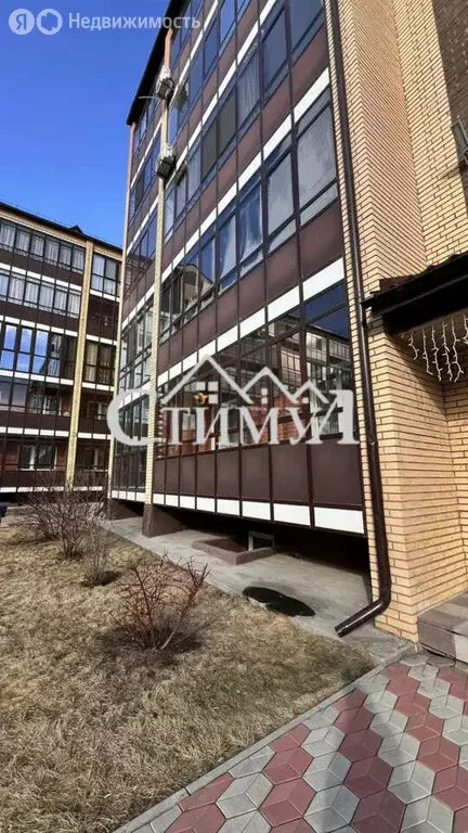 Квартира-студия: Абакан, улица Авиаторов, 8А (86 м) - Фото 1