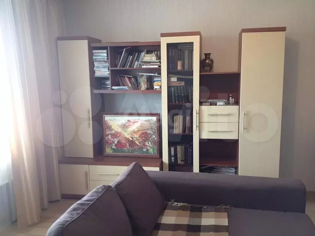 2-к. квартира, 55 м, 9/10 эт. - Фото 1