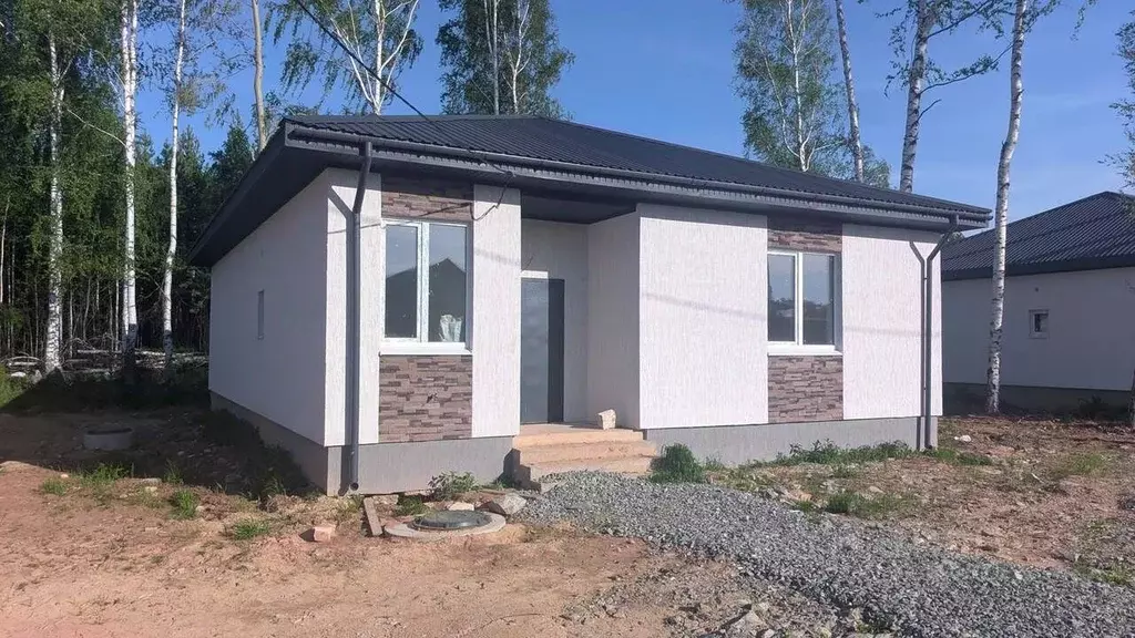 Дом в Свердловская область, Полевской муниципальный округ, с. ... - Фото 1