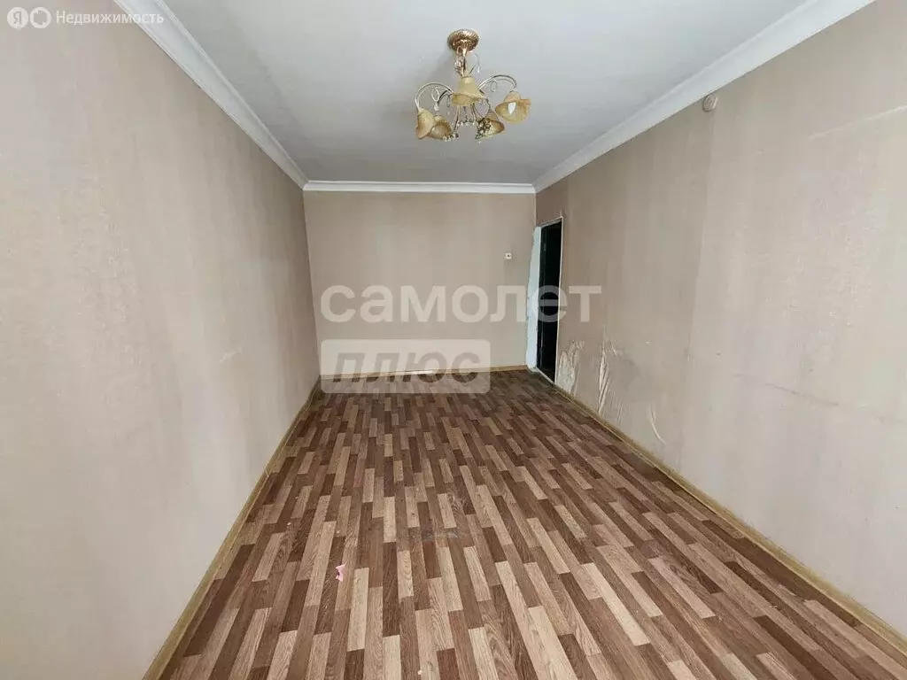 3-комнатная квартира: Грозный, улица Л.Е. Цеповой, 113 (64 м) - Фото 1