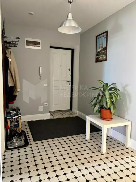 3-к кв. Тюменская область, Тюмень ул. Республики, 10 (55.6 м) - Фото 1